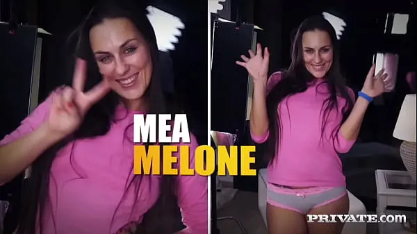 Посмотрите Private Interviews Mea Melone теплые видео