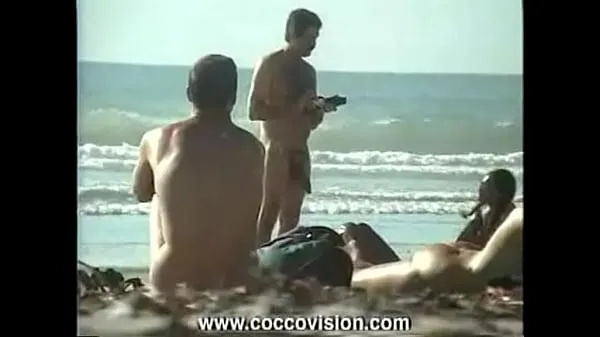 Se beach nudist varme videoer