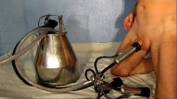 Tonton PENIS MILKING MACHINE 3 Video hangat