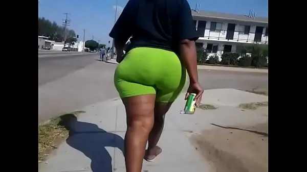 Pozrite si bigbubblingbooty in green spandex zaujímavé videá